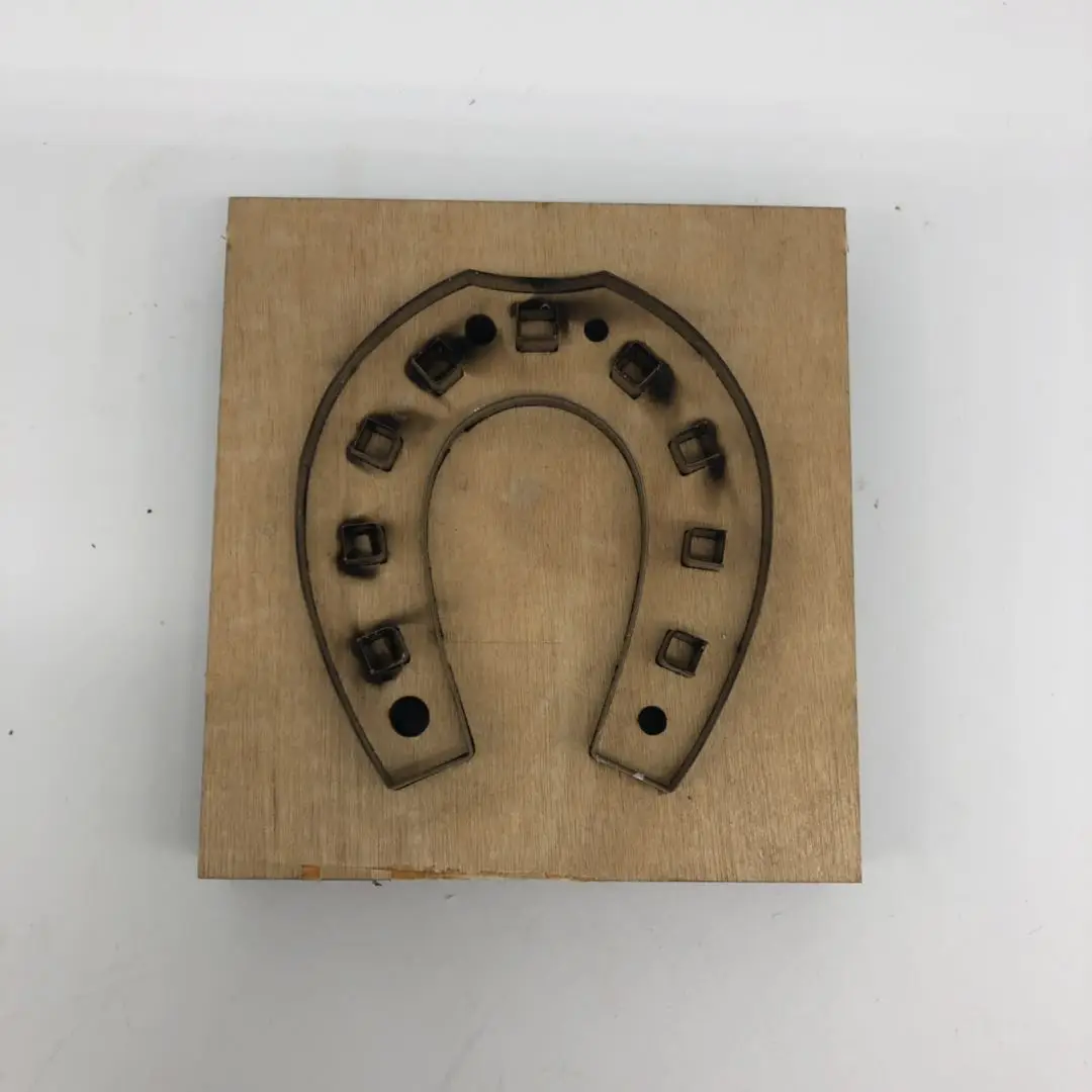 Stampo per utensili personaliz - Leatherwork Templates recensione e prezzo
